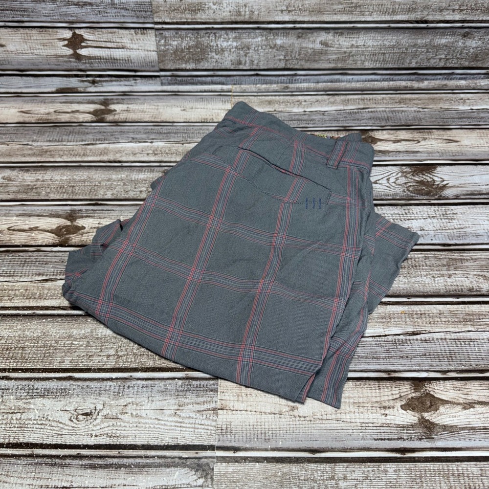 Lululemon Shorts Mens 34 Gray Plaid Casual Golf Dragon‎ Print